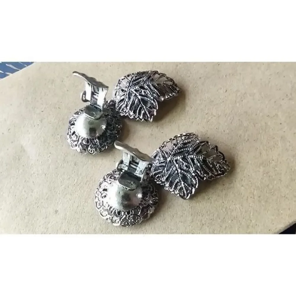 Pastel Rhinestone Dangling Leaf Clip On Earrings Silver Unmarked‎